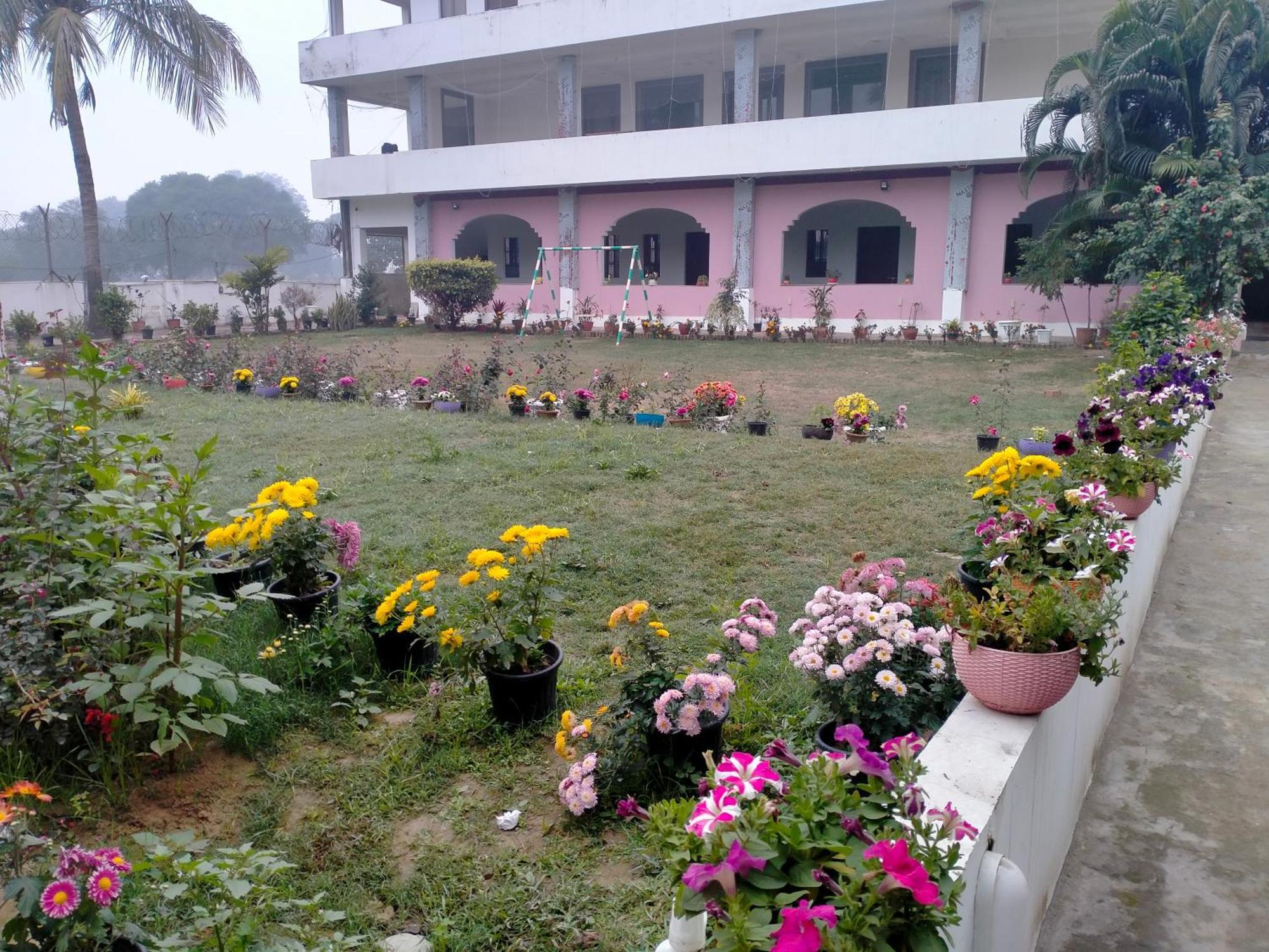 Vedic Villa Варанаси Экстерьер фото