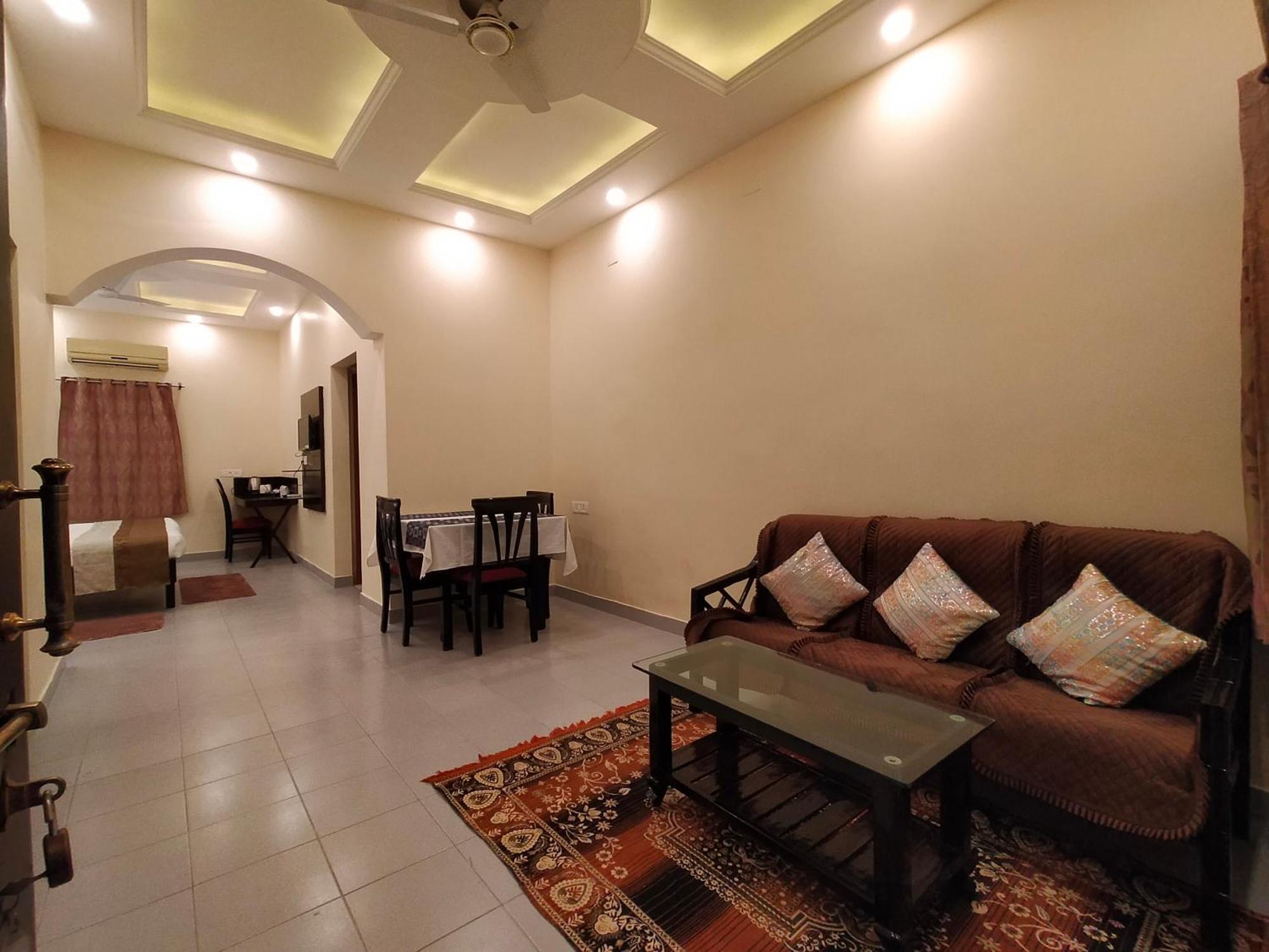 Vedic Villa Варанаси Экстерьер фото
