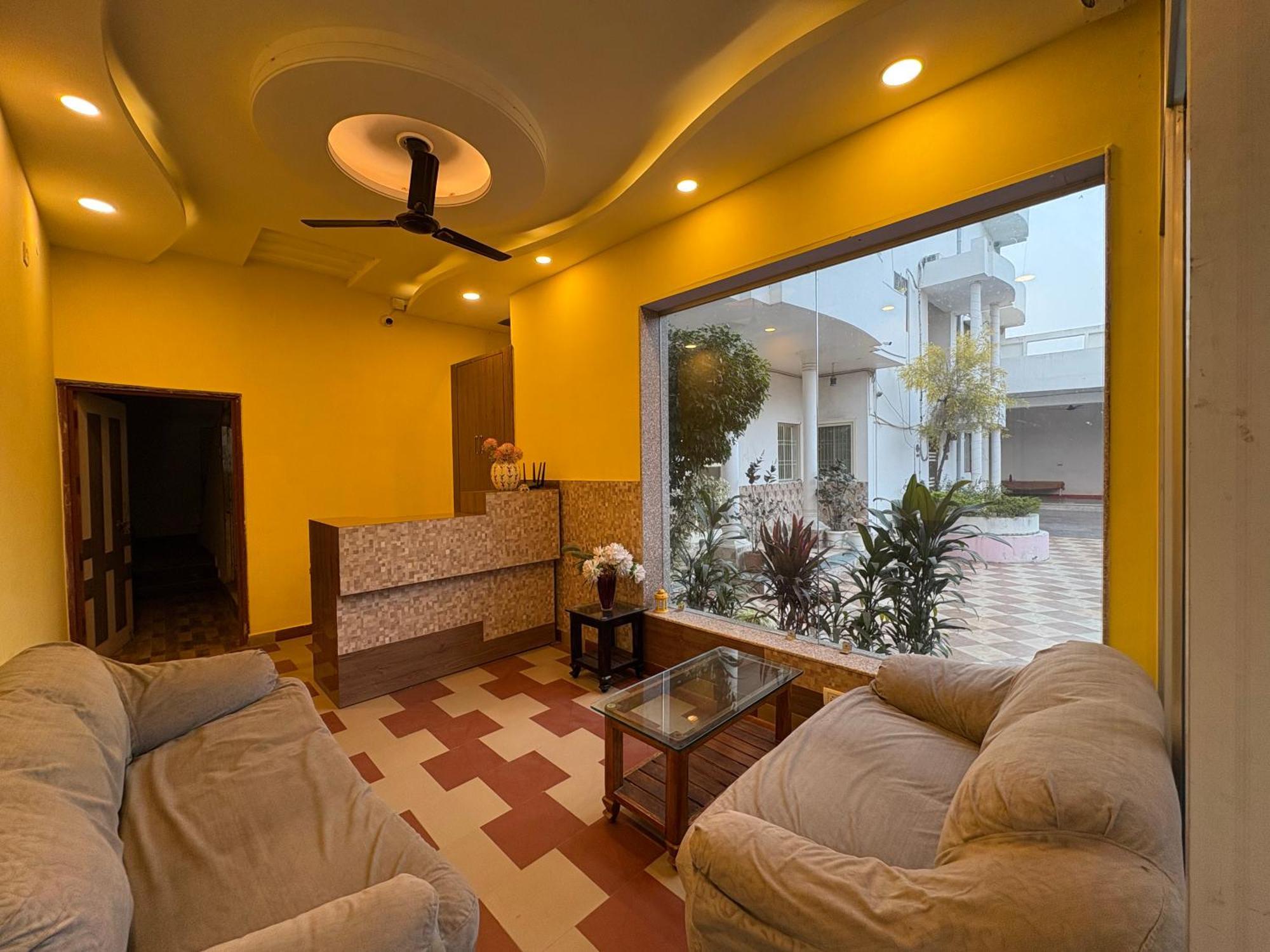 Vedic Villa Варанаси Экстерьер фото